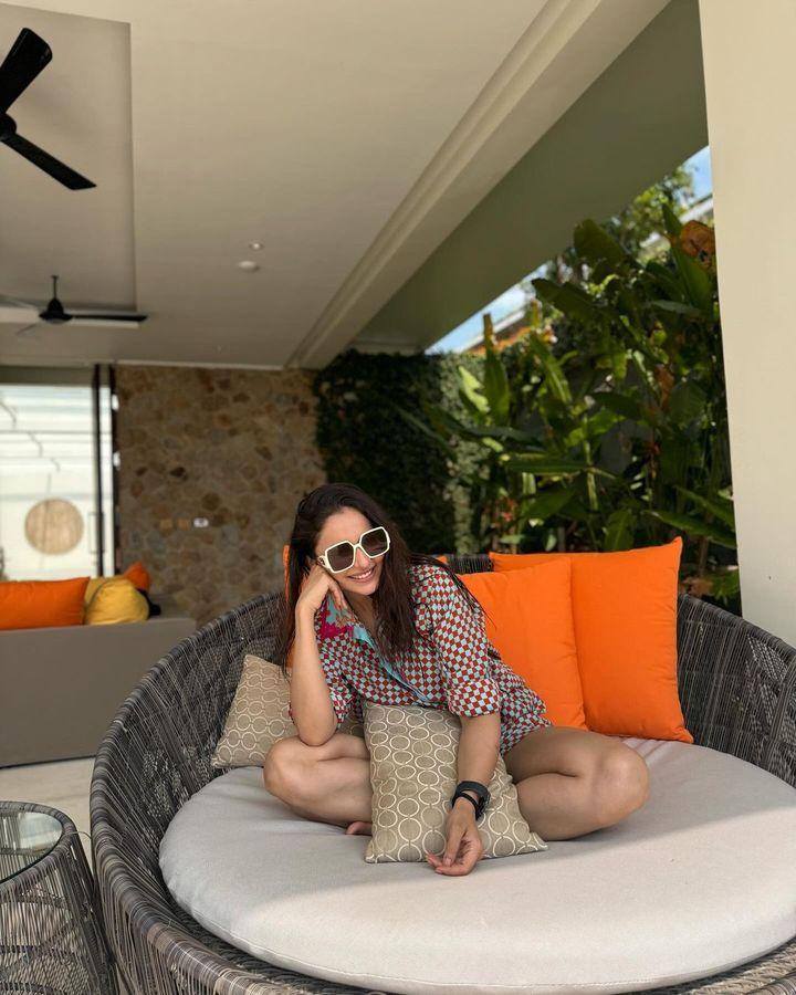 rakul-preeti-maldives-vacation-hot-photos